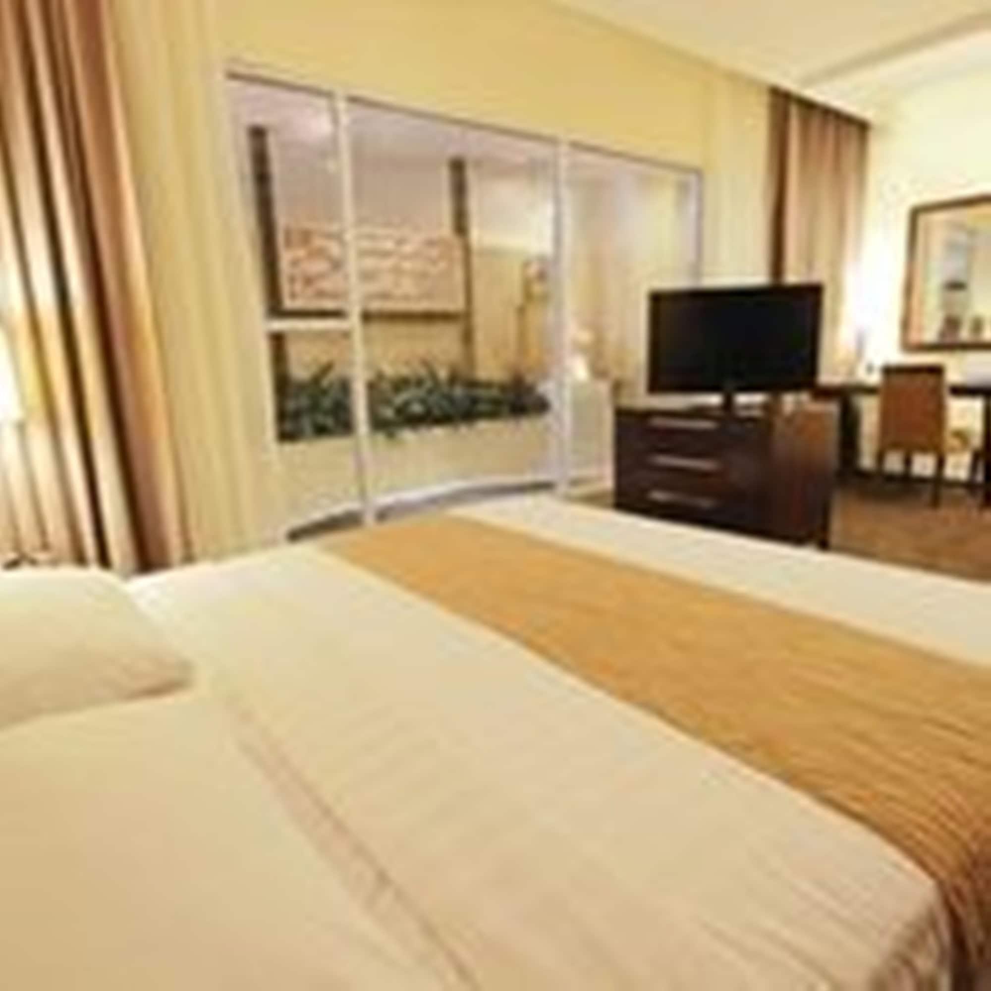 Harmoni One Convention Hotel And Service Apartments Batam Екстериор снимка