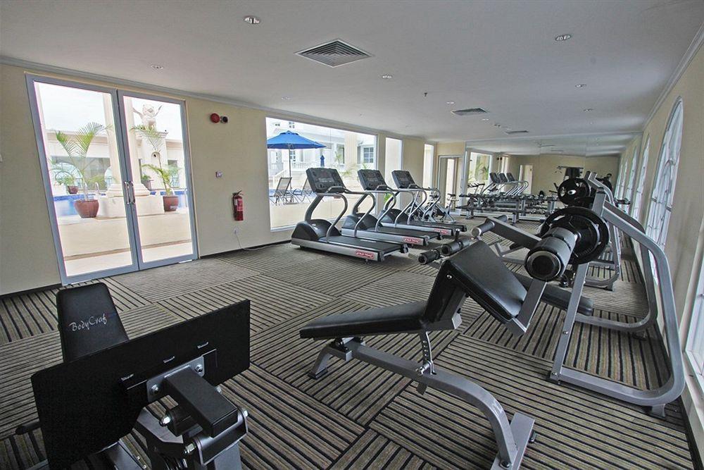 Harmoni One Convention Hotel And Service Apartments Batam Екстериор снимка