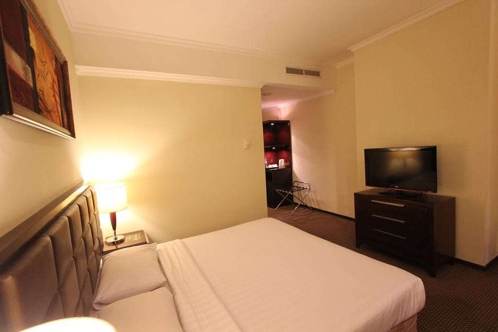 Harmoni One Convention Hotel And Service Apartments Batam Екстериор снимка