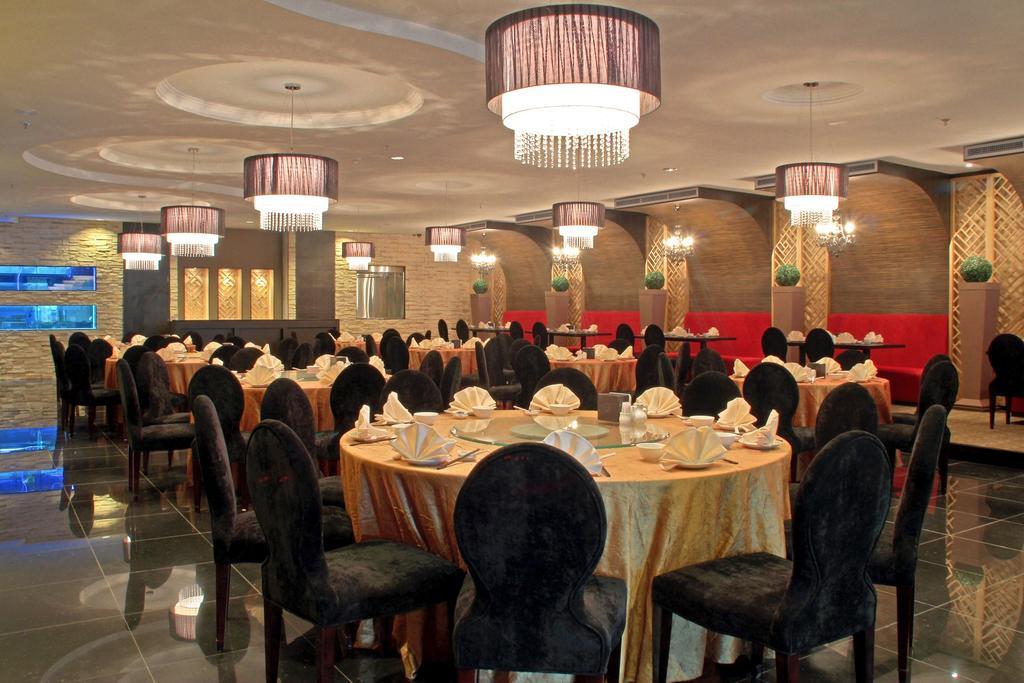Harmoni One Convention Hotel And Service Apartments Batam Екстериор снимка