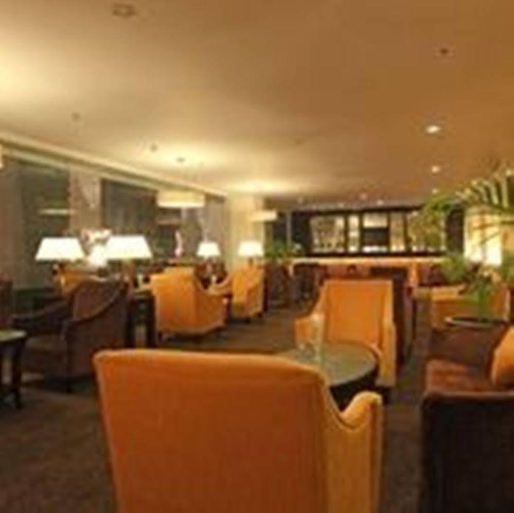 Harmoni One Convention Hotel And Service Apartments Batam Екстериор снимка